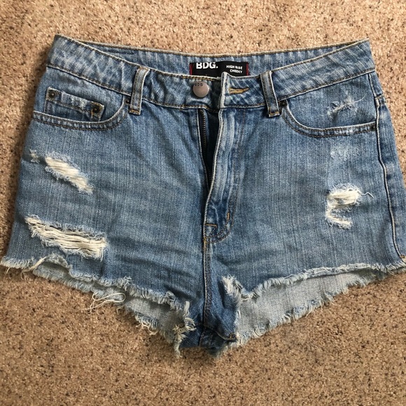 BDG cheeky denim Shorts - Picture 2 of 4